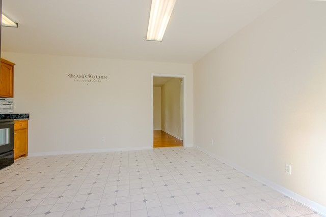 4272 Jl Head Rd, Cedar Hill, TN 37032