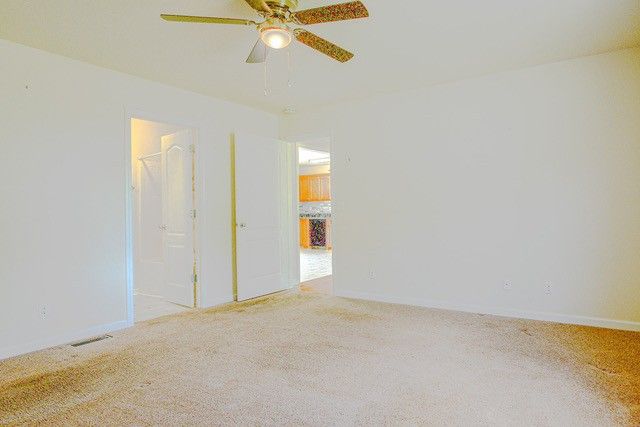 4272 Jl Head Rd, Cedar Hill, TN 37032