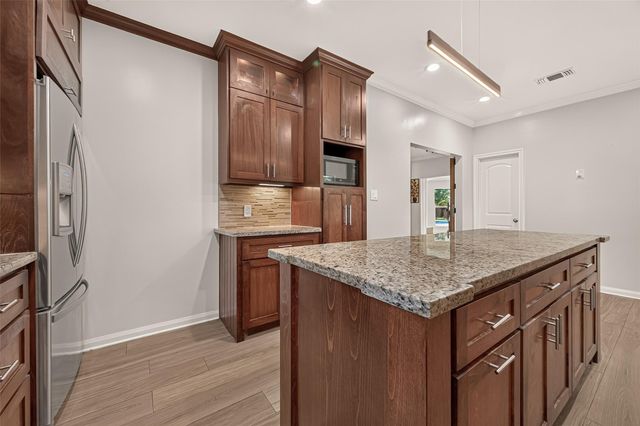 619 Flaghoist Lane, Houston, TX 77079