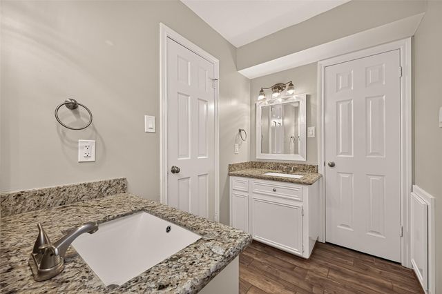 619 Flaghoist Lane, Houston, TX 77079