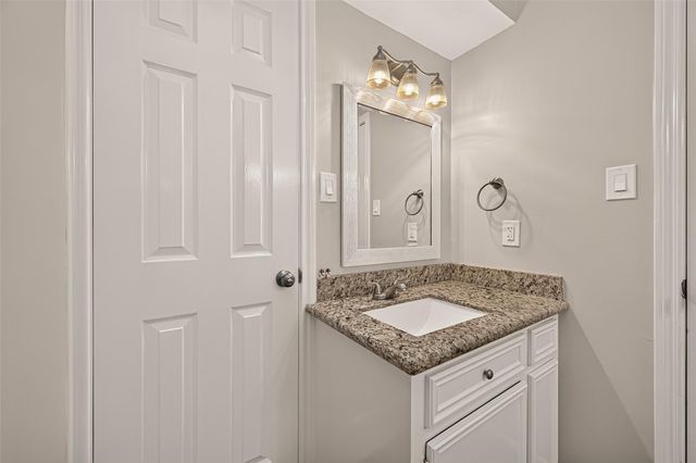 619 Flaghoist Lane, Houston, TX 77079
