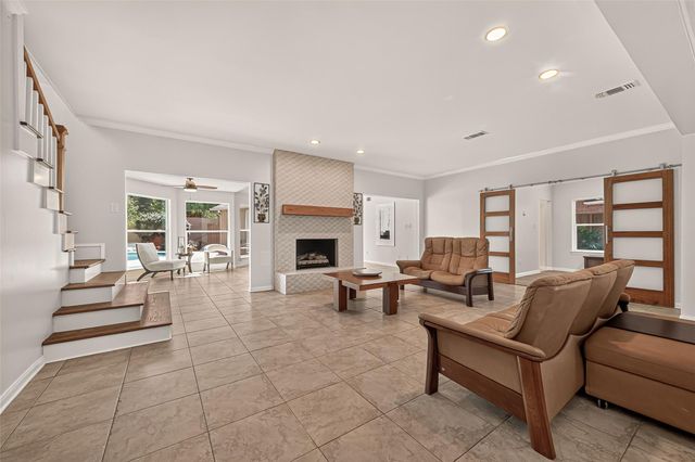 619 Flaghoist Lane, Houston, TX 77079