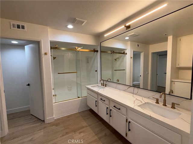 260 Cagney Lane 209, Newport Beach, CA 92663