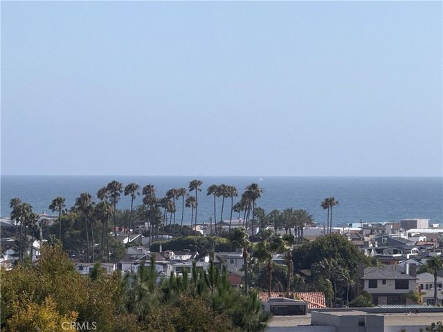 260 Cagney Lane 209, Newport Beach, CA 92663