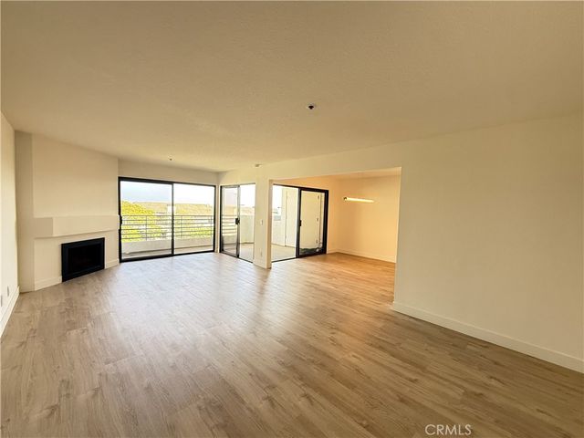 260 Cagney Lane 209, Newport Beach, CA 92663