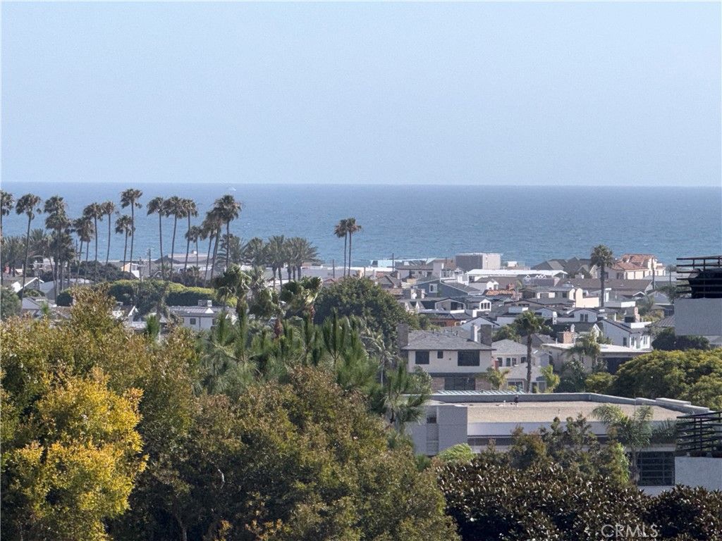 260 Cagney Lane 209, Newport Beach, CA 92663
