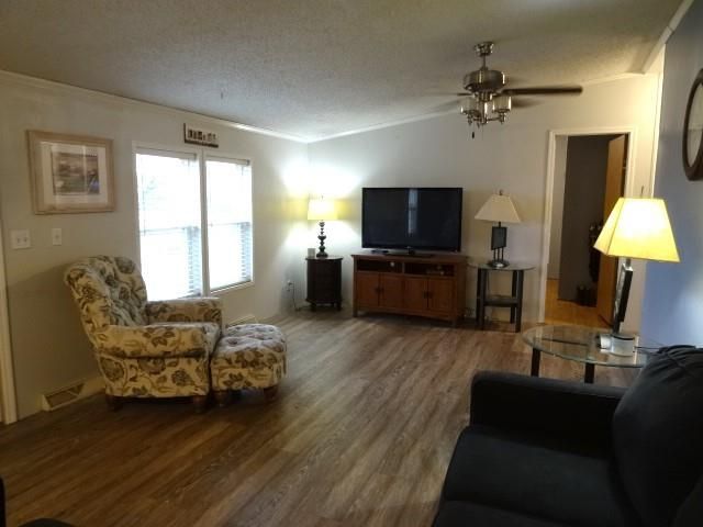 14769 NE State Route E Highway, Adrian, MO 64720