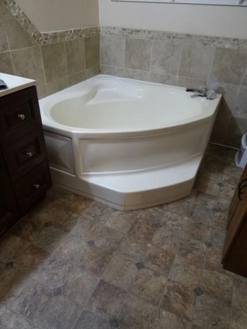 14769 NE State Route E Highway, Adrian, MO 64720