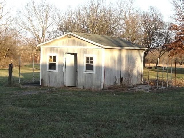 14769 NE State Route E Highway, Adrian, MO 64720