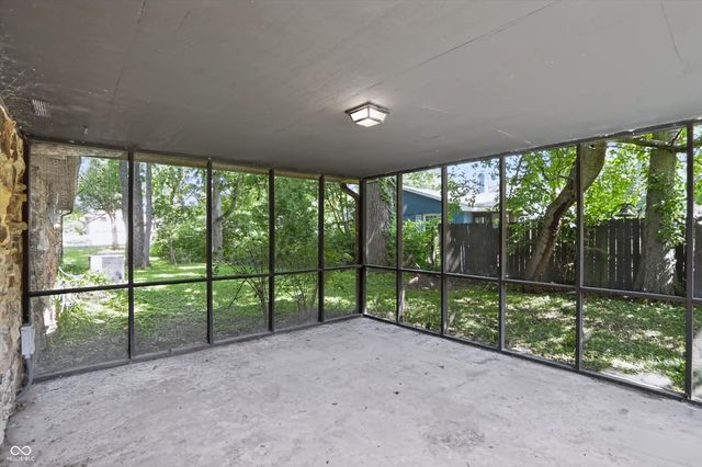 803 Park Road, Anderson, IN 46011