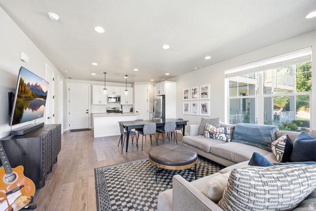 764 W MARCONI WAY, Murray, UT 84123