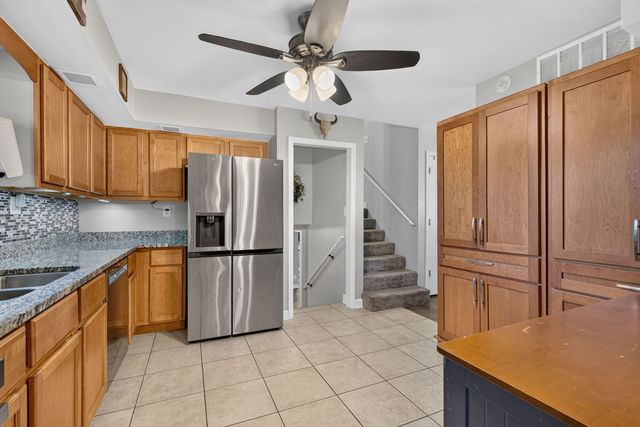 24334 S Valley Drive, Channahon, IL 60410