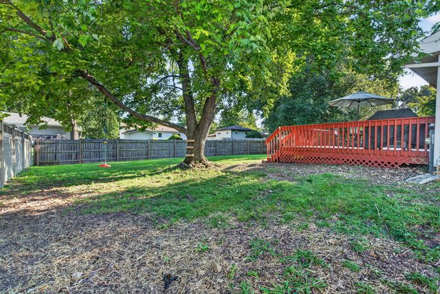 24334 S Valley Drive, Channahon, IL 60410