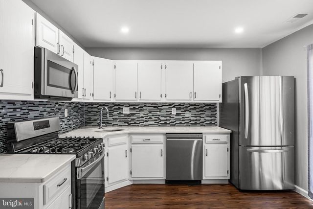 407 MASON RUN, Pine Hill, NJ 08021