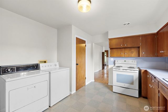 1105 21st Street SW, Puyallup, WA 98371