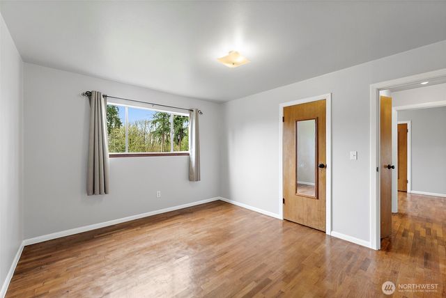 1105 21st Street SW, Puyallup, WA 98371