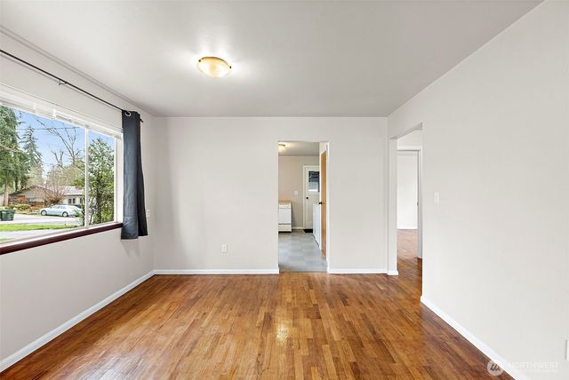 1105 21st Street SW, Puyallup, WA 98371