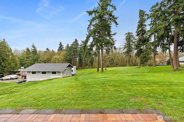 1105 21st Street SW, Puyallup, WA 98371
