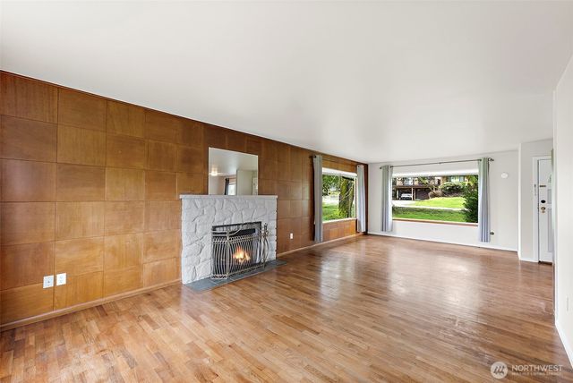 1105 21st Street SW, Puyallup, WA 98371