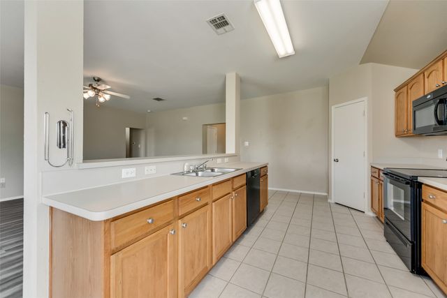 320 Tripp Trail, Denton, TX 76207