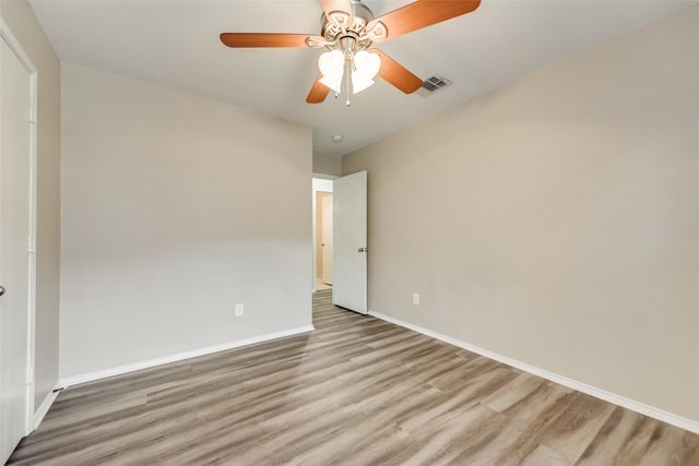 320 Tripp Trail, Denton, TX 76207