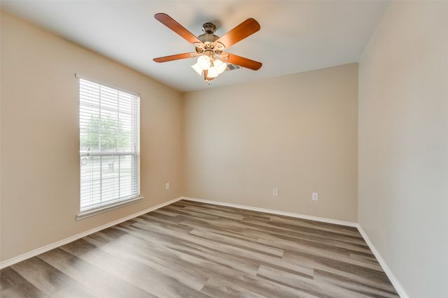 320 Tripp Trail, Denton, TX 76207