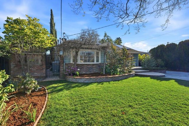 404 Shamrock Drive, Campbell, CA 95008