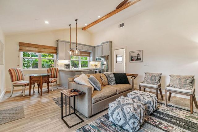 404 Shamrock Drive, Campbell, CA 95008