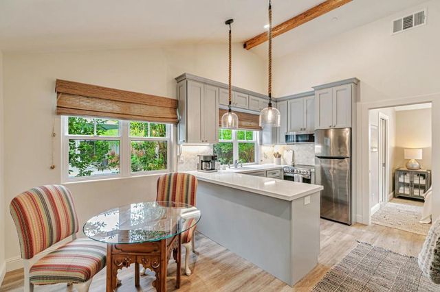 404 Shamrock Drive, Campbell, CA 95008