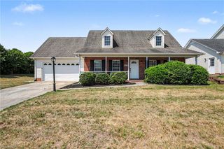 698 Retford Park Lane, Kernersville, NC 27284