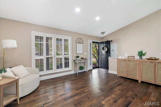 961 Weatherstone Drive, St Charles, MO 63304