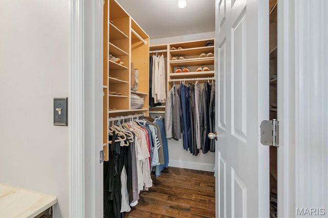 961 Weatherstone Drive, St Charles, MO 63304