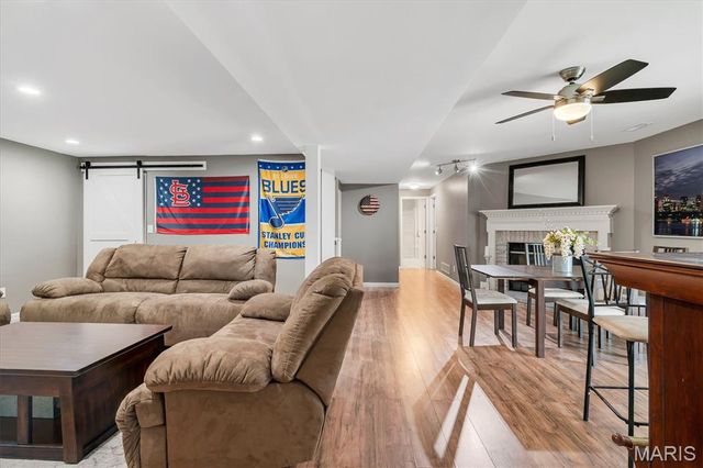 961 Weatherstone Drive, St Charles, MO 63304