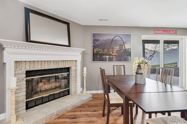 961 Weatherstone Drive, St Charles, MO 63304