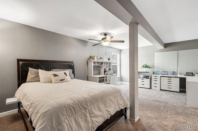 961 Weatherstone Drive, St Charles, MO 63304