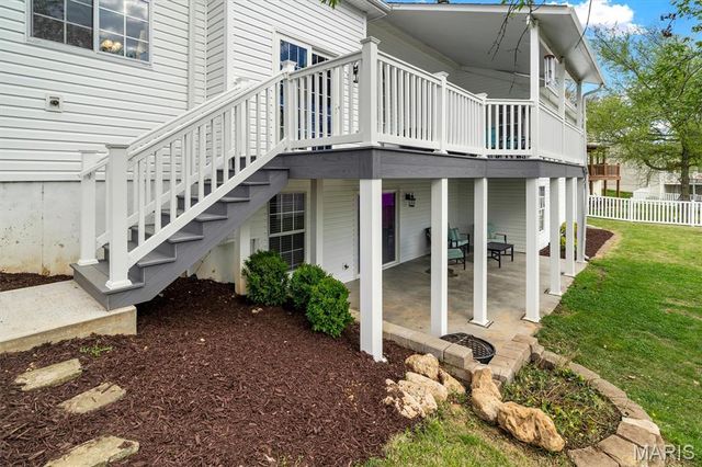 961 Weatherstone Drive, St Charles, MO 63304