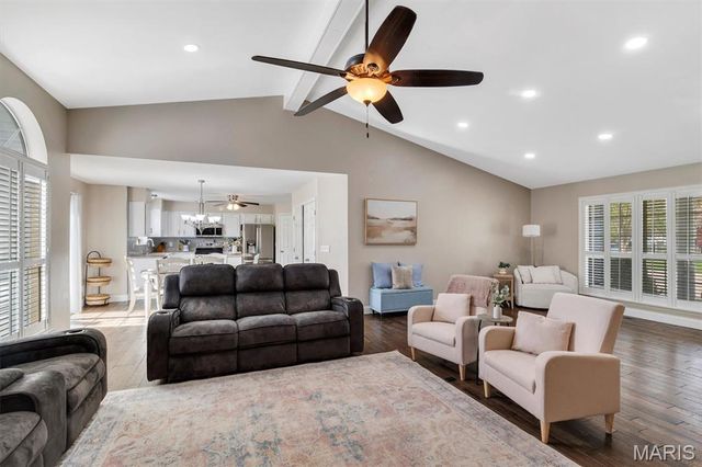 961 Weatherstone Drive, St Charles, MO 63304