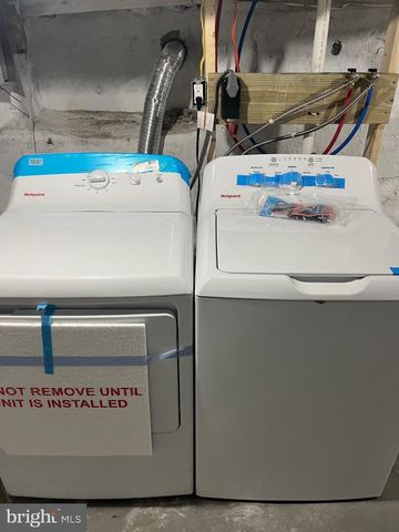 904 S CECIL ST, Philadelphia, PA 19143