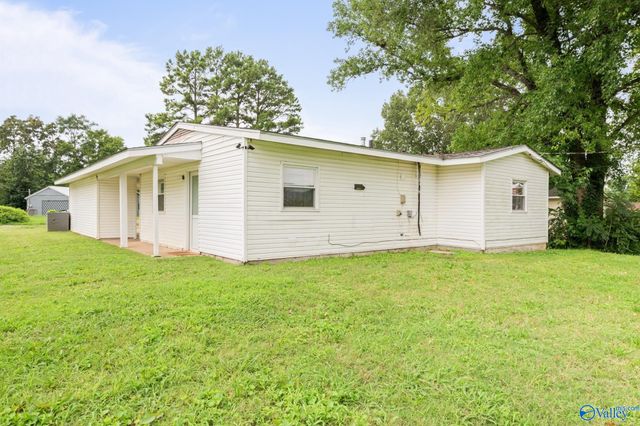111 Whitney Avenue NE, Huntsville, AL 35811