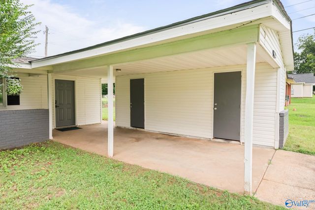 111 Whitney Avenue NE, Huntsville, AL 35811