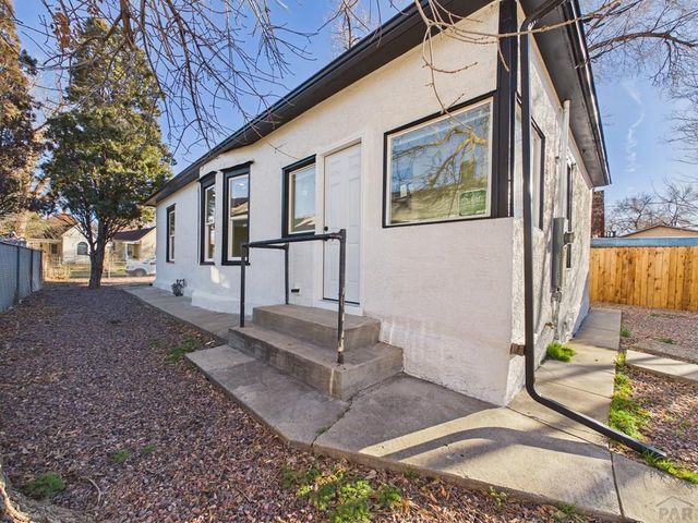 812 E 6th St, Pueblo, CO 81001