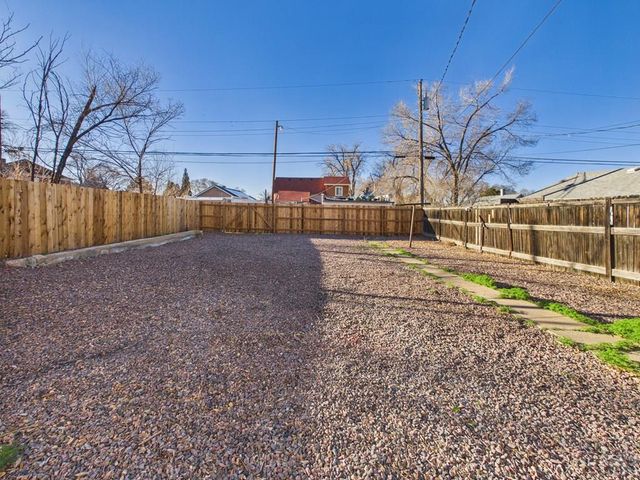 812 E 6th St, Pueblo, CO 81001