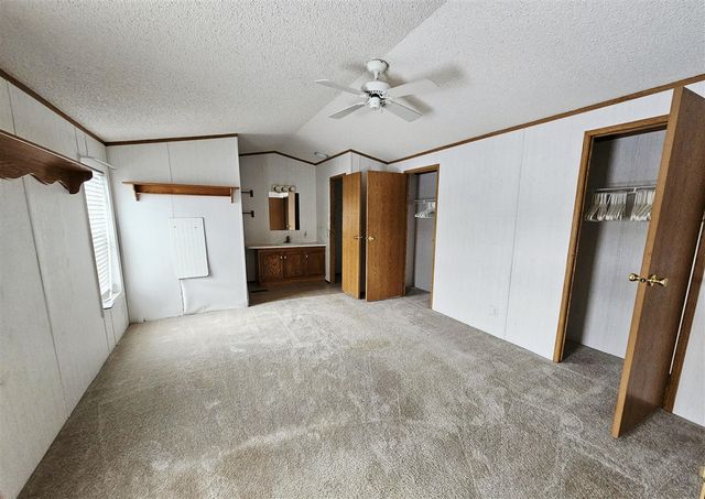 6825 Miss Ellie Court, Kalamazoo, MI 49009