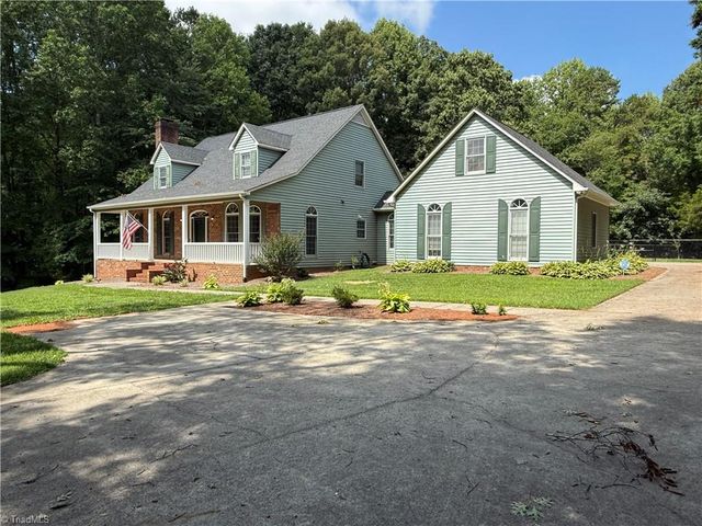 1915 S Union Grove Road, Lexington, NC 27295