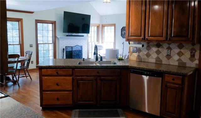 1105 Secret Cove Drive, Sugar Hill, GA 30518