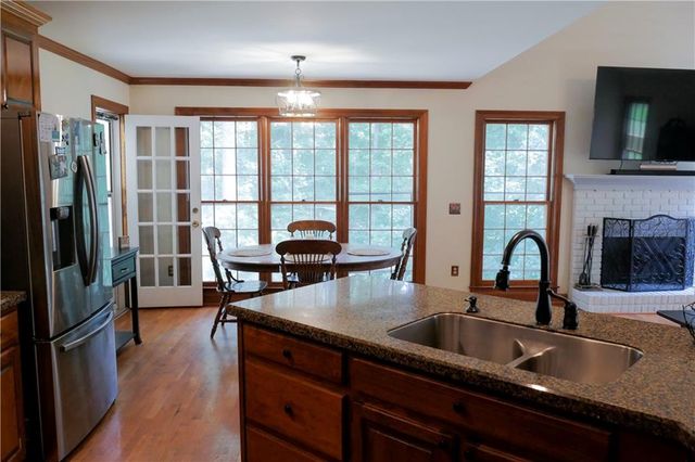 1105 Secret Cove Drive, Sugar Hill, GA 30518