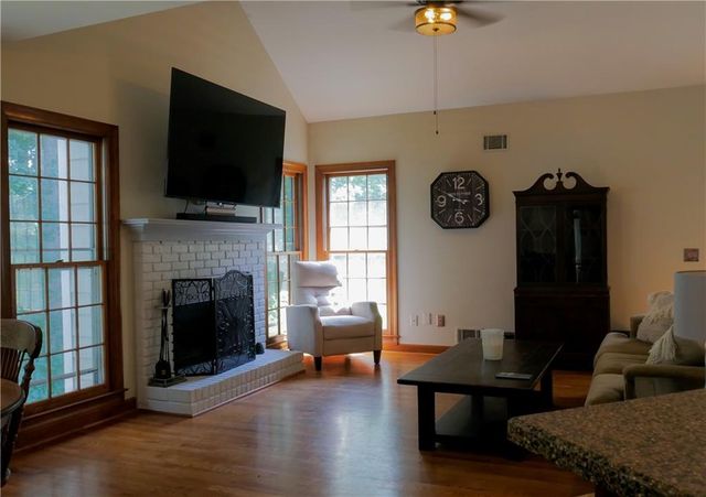 1105 Secret Cove Drive, Sugar Hill, GA 30518