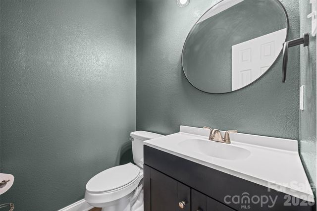 3990 Long Leaf Court, Concord, NC 28025