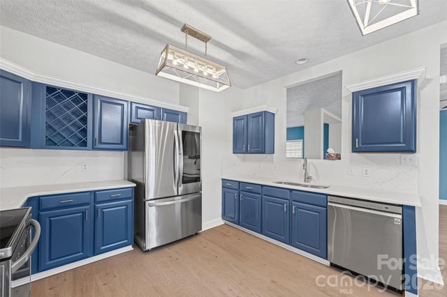 3990 Long Leaf Court, Concord, NC 28025