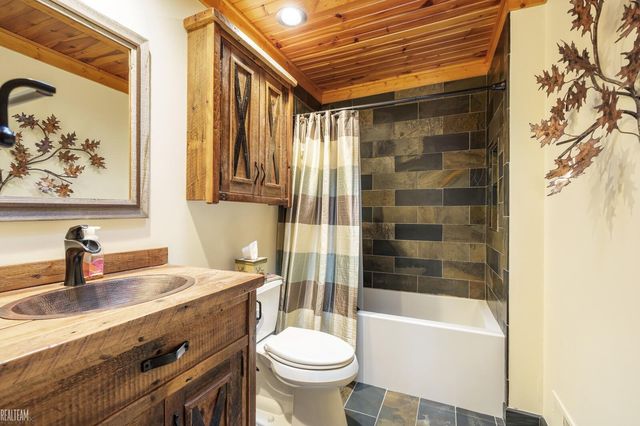 4869 Bishop Road, Dryden, MI 48428